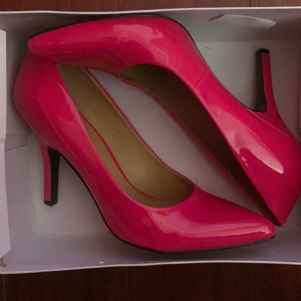 Pink Nine West Fushia Heels